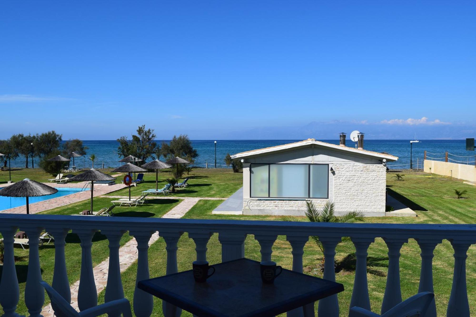 S&C Kosmos Beach Resort Rodas Exterior foto