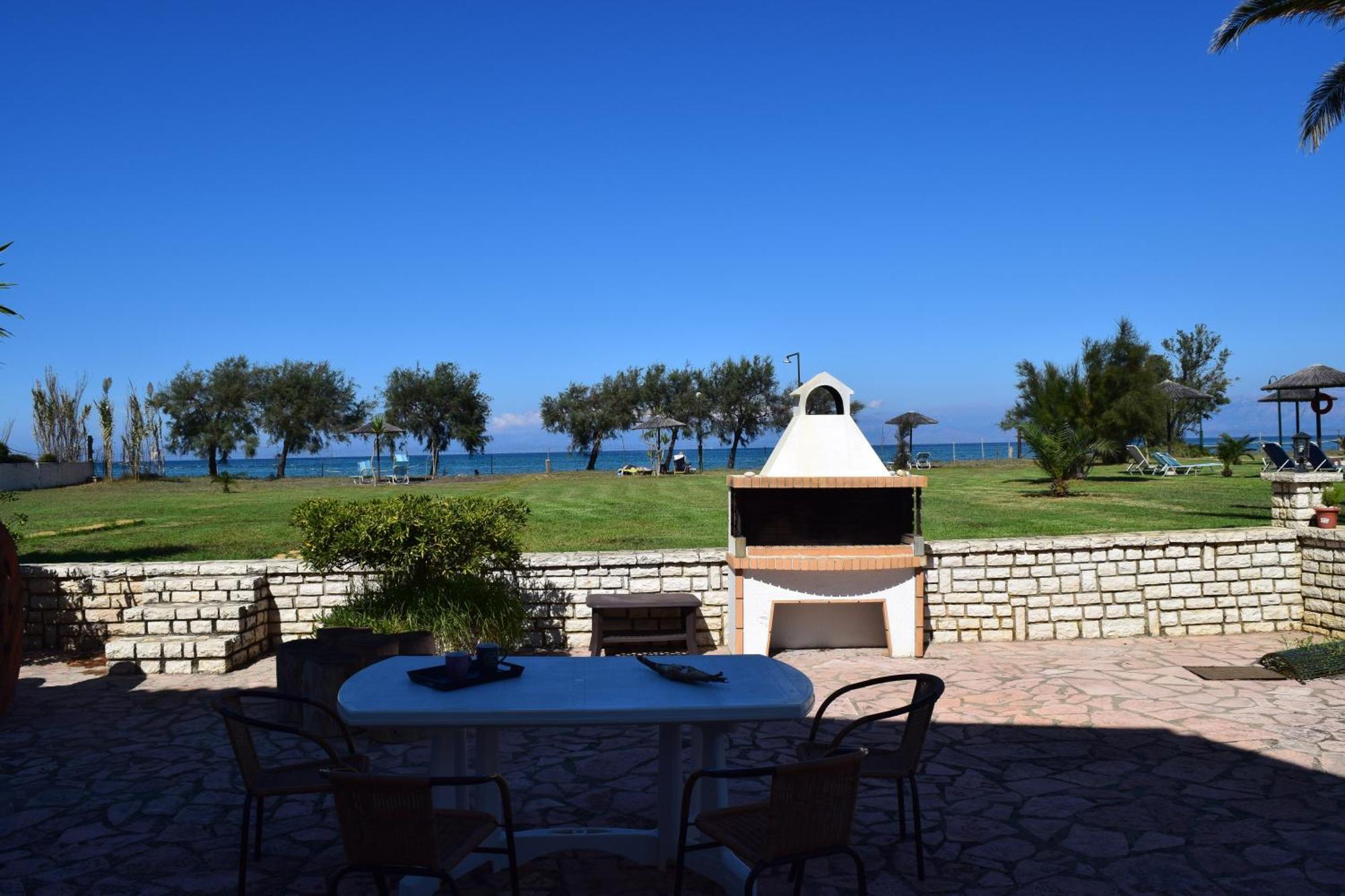 S&C Kosmos Beach Resort Rodas Exterior foto