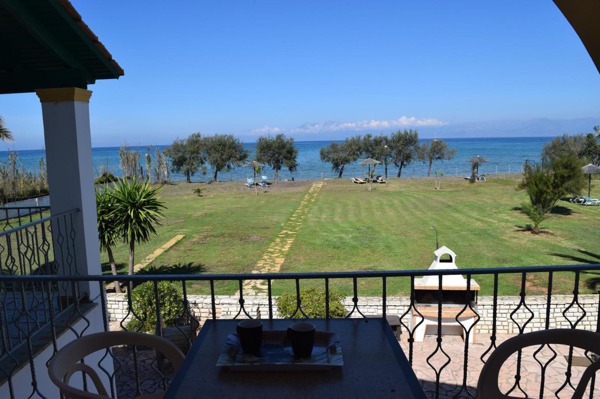 S&C Kosmos Beach Resort Rodas Exterior foto