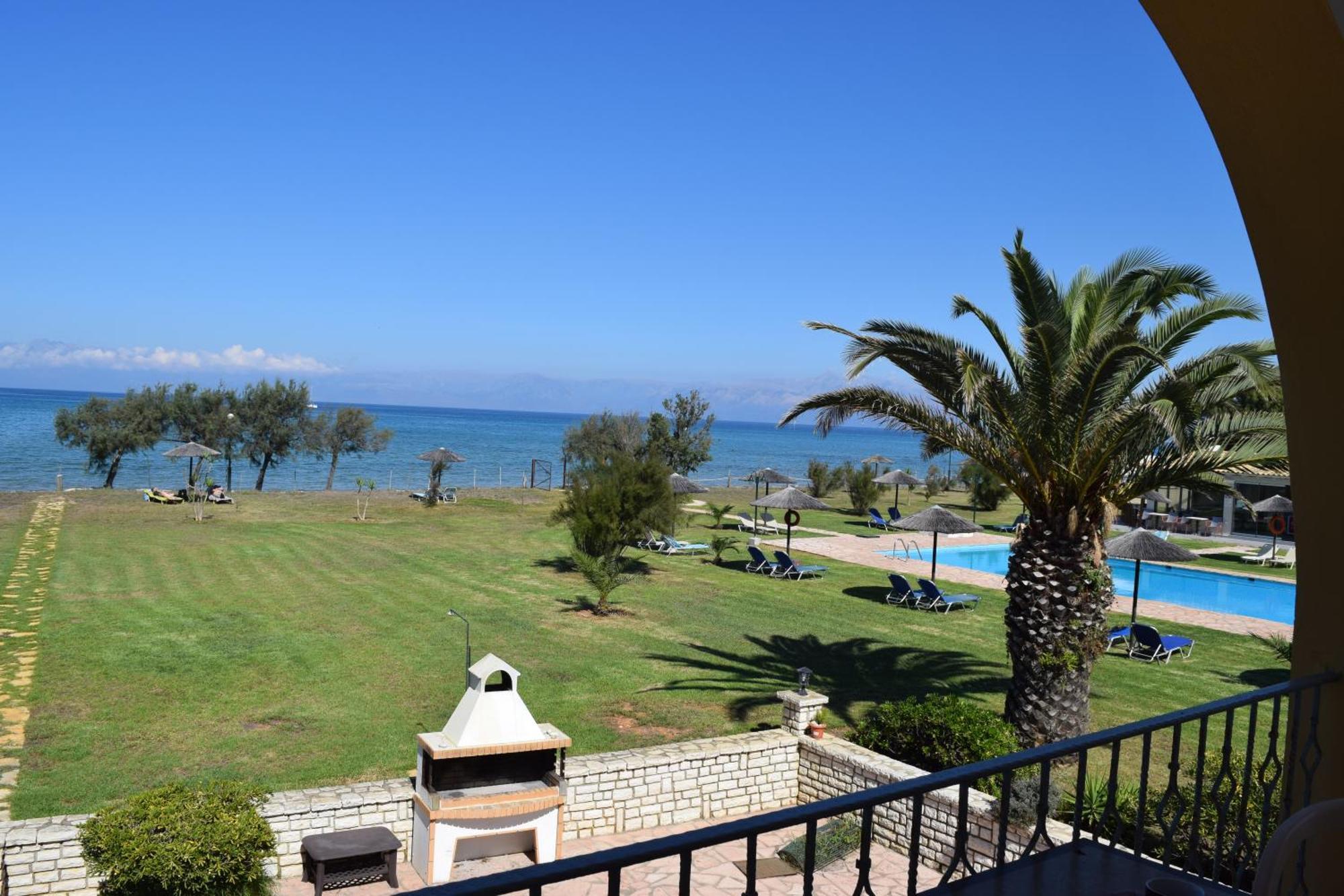 S&C Kosmos Beach Resort Rodas Exterior foto