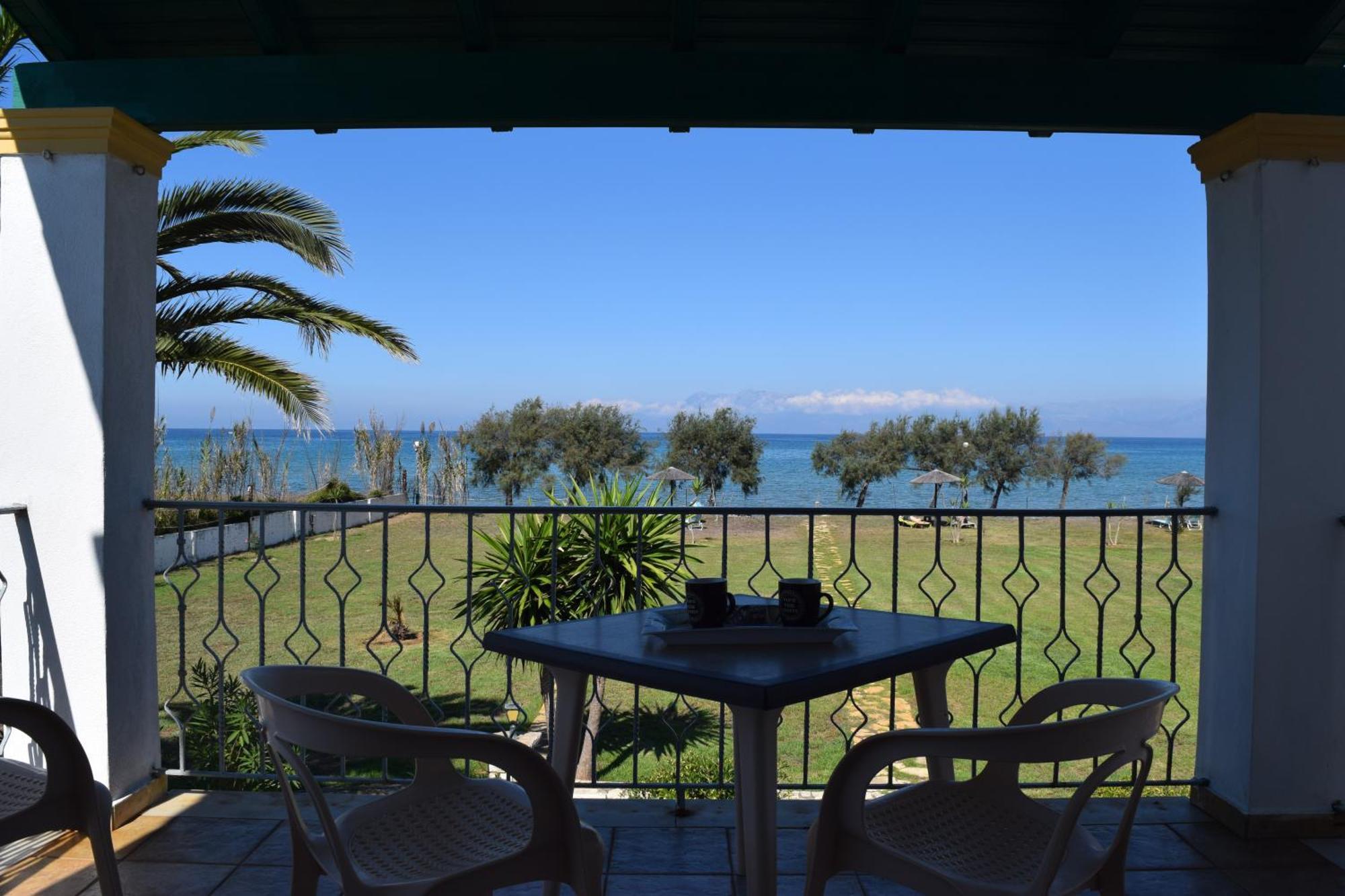S&C Kosmos Beach Resort Rodas Exterior foto
