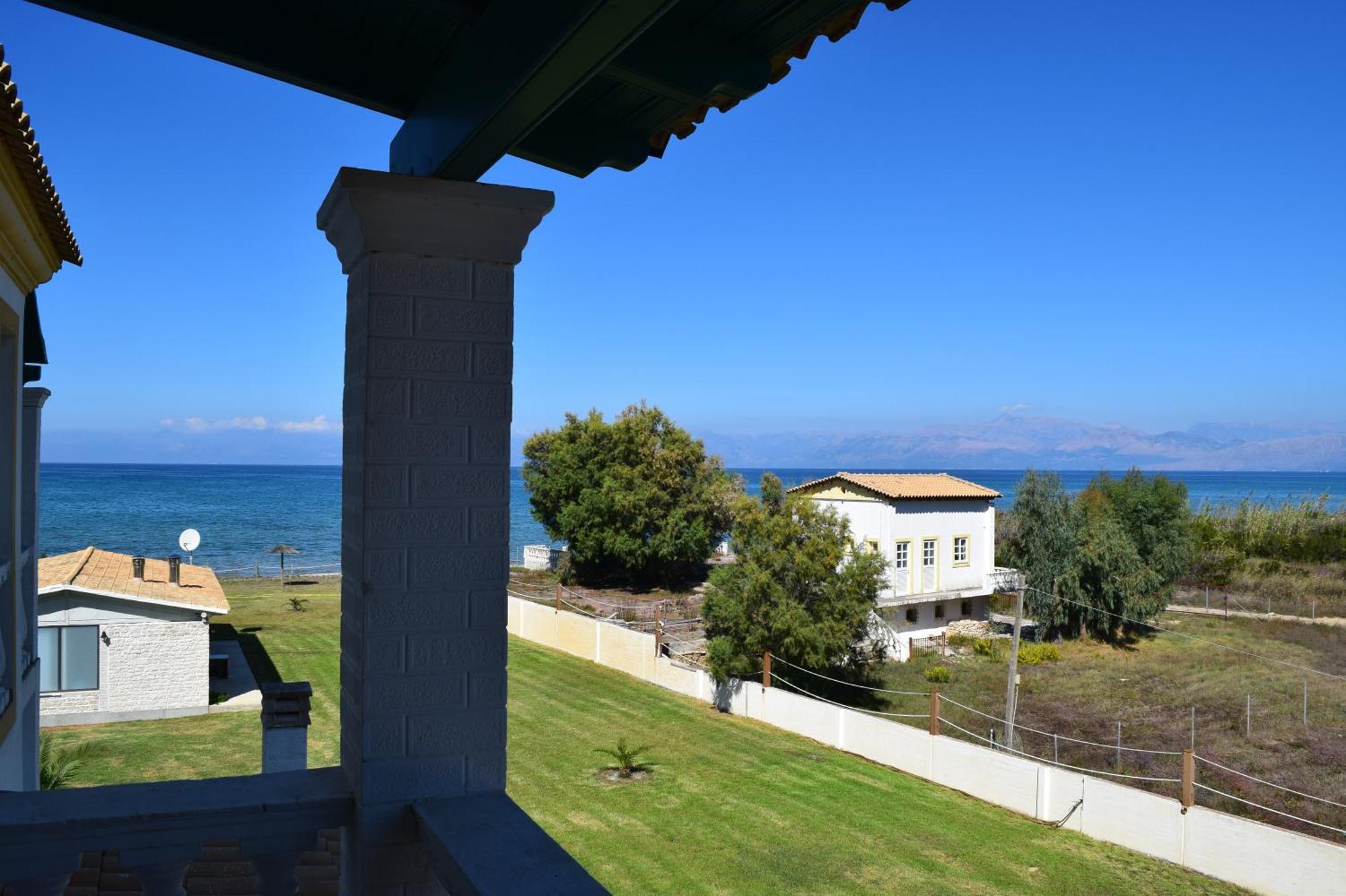 S&C Kosmos Beach Resort Rodas Exterior foto